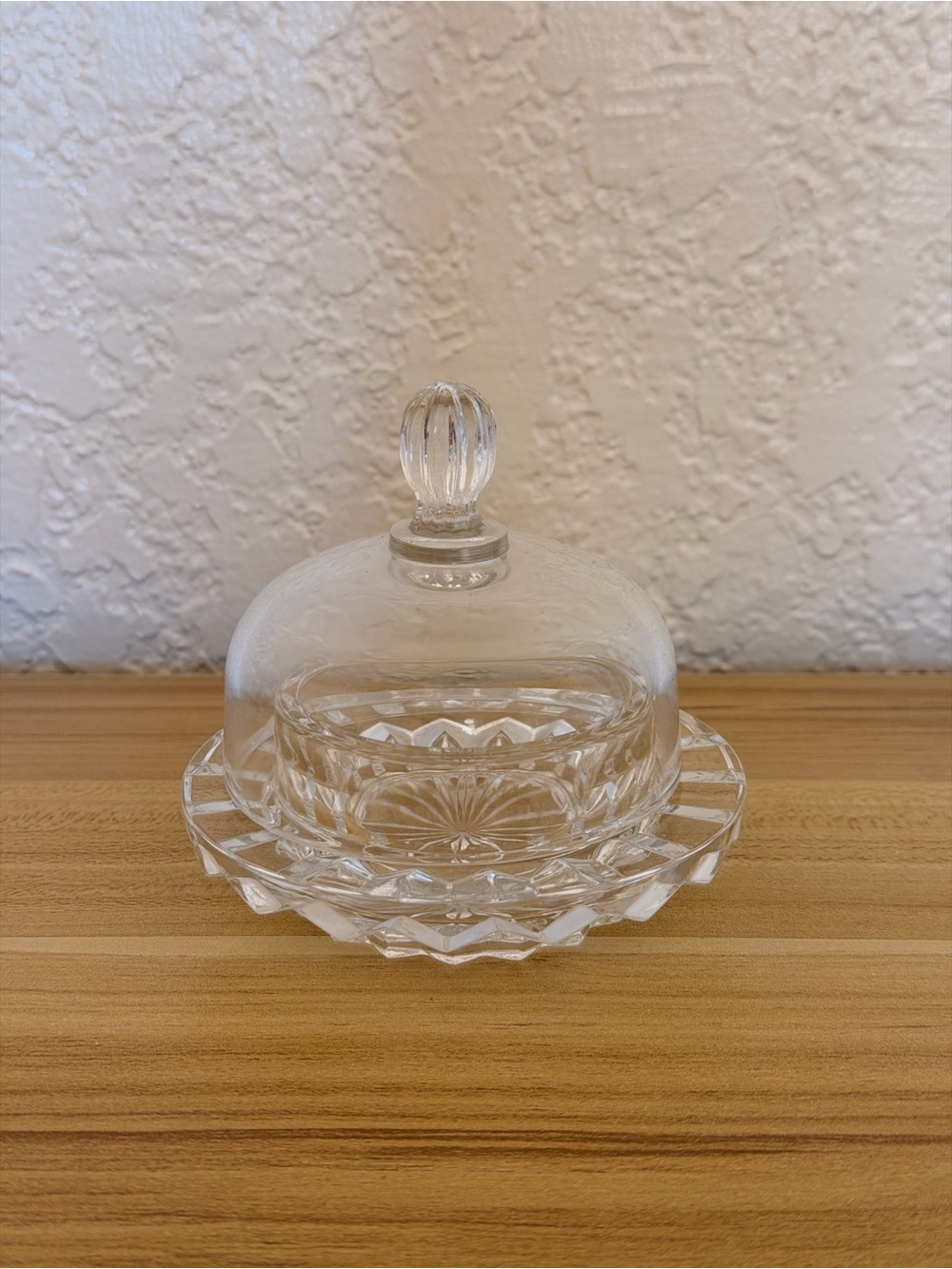 French Clear Crystal Glass Butter Dish Round with Dome Lid New Condition Mikasa